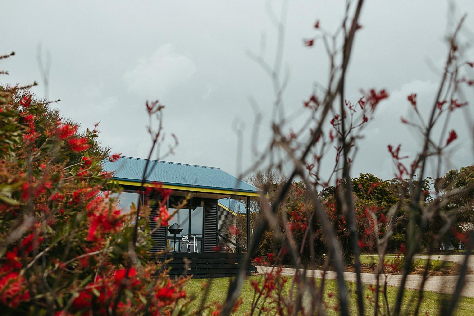 Black Cockatoo Cottages Yanakie Exterior foto